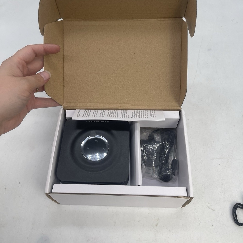 Grandstream HT802 FXS 2-Port Analog Telephone Adapter ATA VoIP New in Box